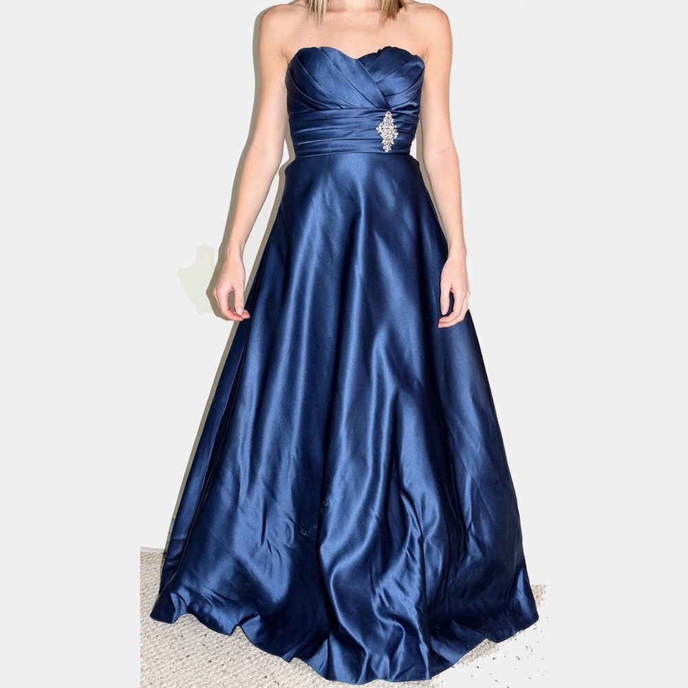 Dark blue bridesmaids or prom dress